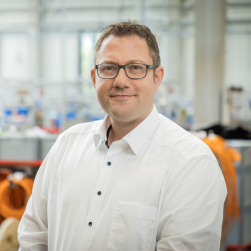 Christian Gladis ist Key Account Manager und Leiter Produktmanagement für Kabelkonfektionen und Antriebssysteme bei Sangel Systemtechnik GmbH in Bielefeld